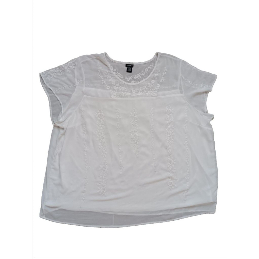 Women's Torrid White Embroidered Blouse Size 5